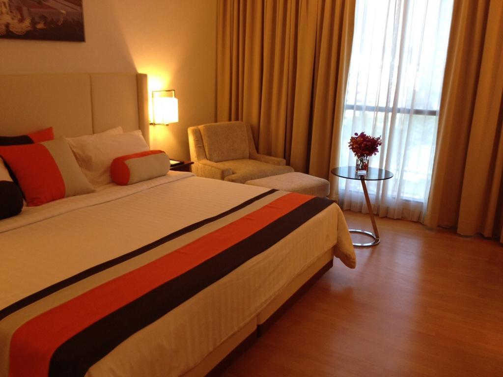 The Four Wings Hotel Bangkok Dış mekan fotoğraf