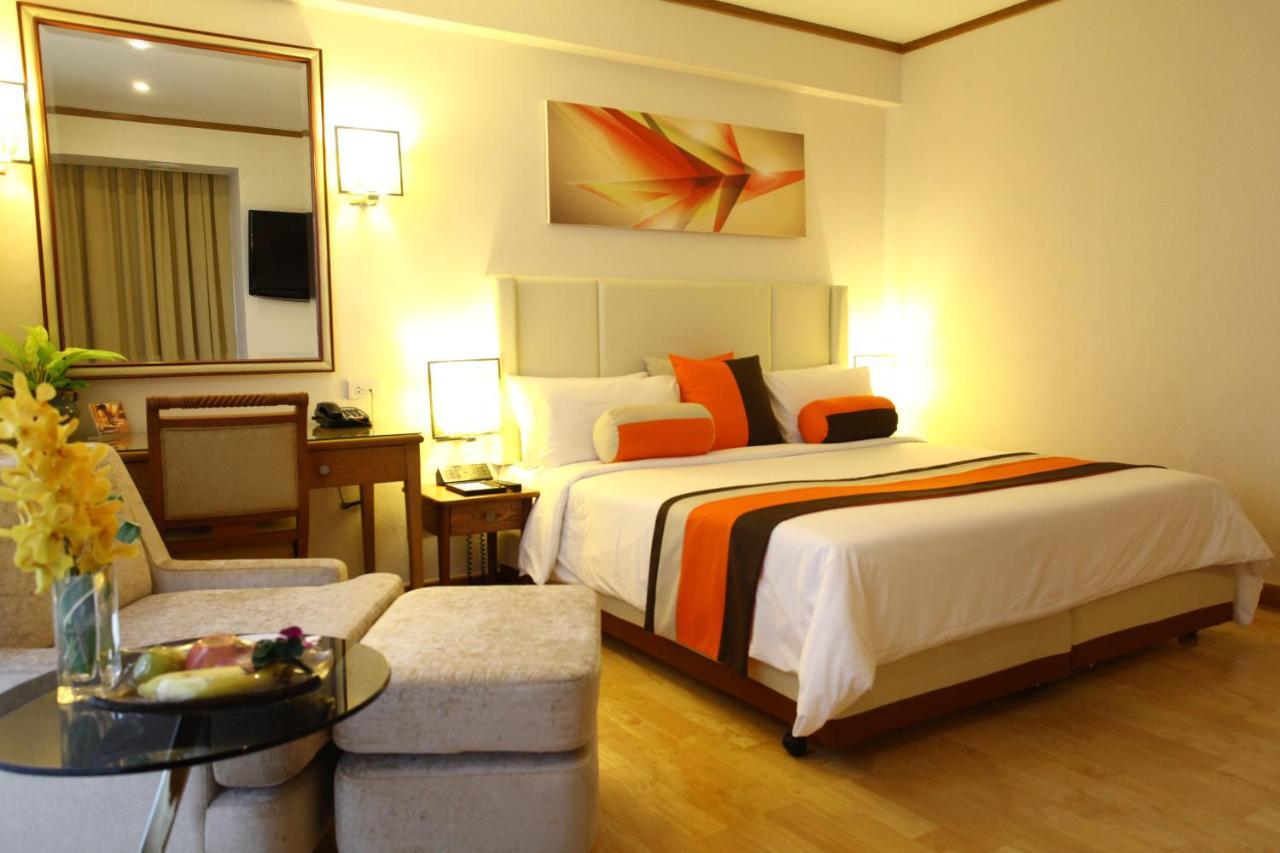 The Four Wings Hotel Bangkok Dış mekan fotoğraf